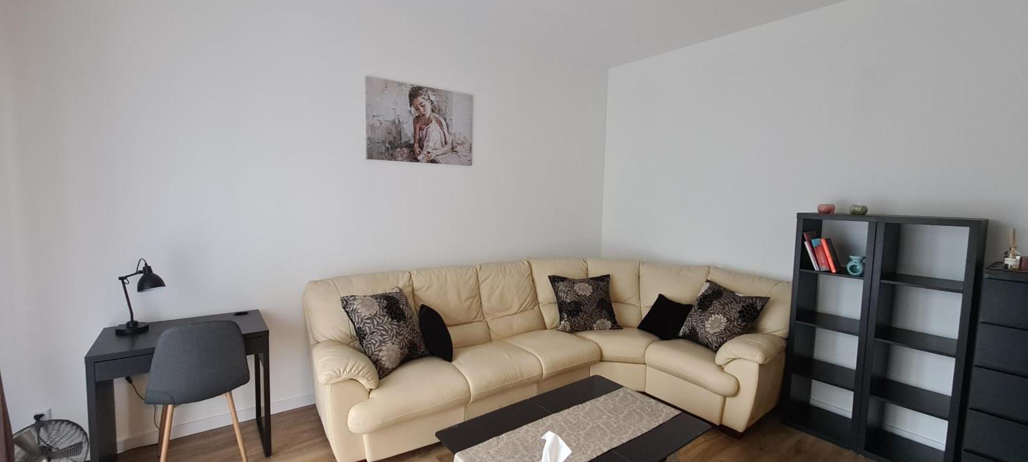 Goclaw Getaway Near National Stadium * Warszawa